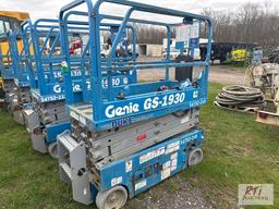 Genie 1930 electric scissor lift