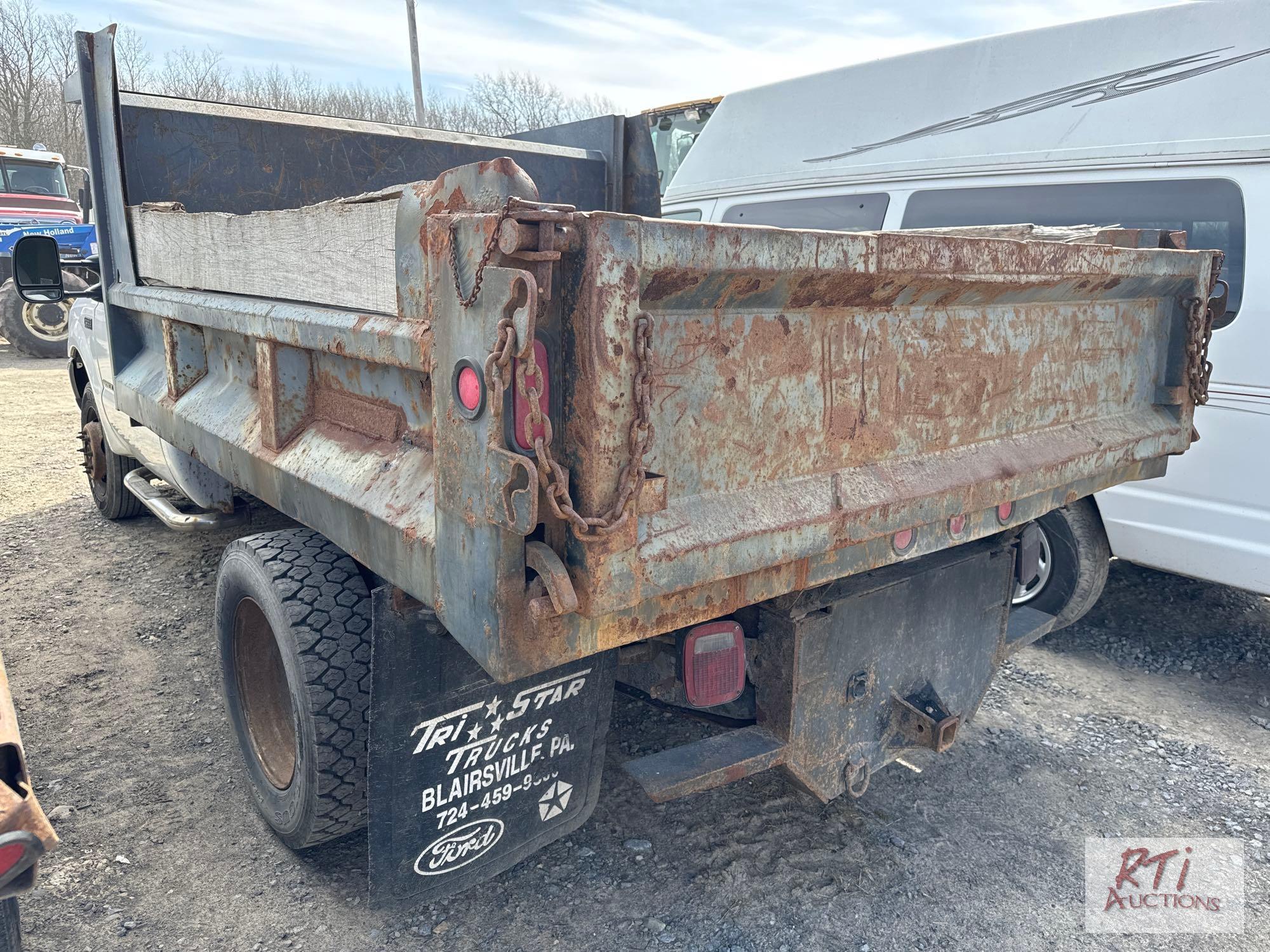 2002 Ford F550 1 ton dump, steel body, standard transmission, A/C, Diesel, 73,944 mi.,