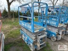 Genie 1930 electric scissor lift