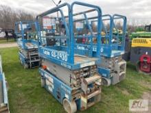 Genie 1930 electric scissor lift