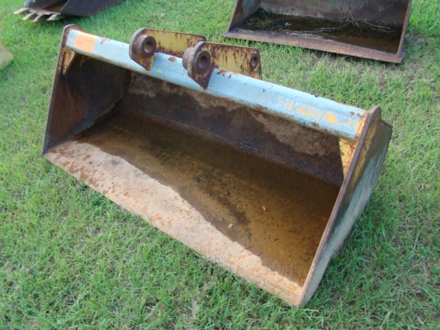 JOHN DEERE 5FT DITCHING BUCKET