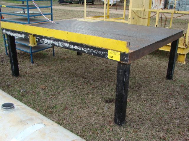 8' X 10' METAL TABLE