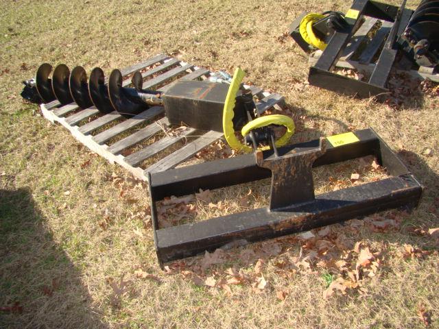 SKID STEER HYD 12" POST HOLE DIGGER