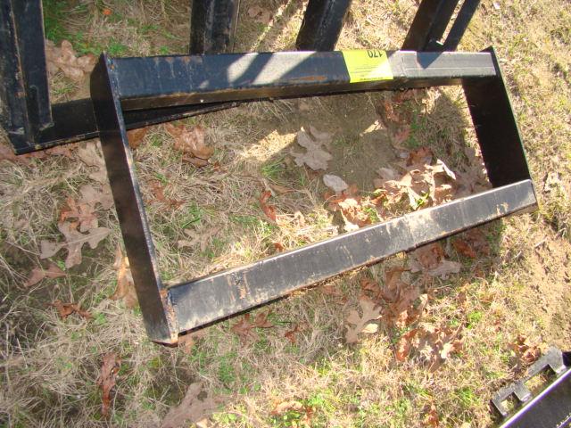 SKID STEER HEAVY DUTY ADAPTER PLATE