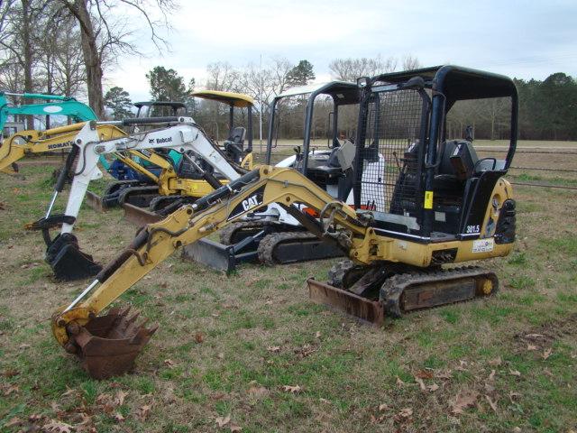 CATERPILLAR 301.5 MINI EXCAVATOR