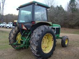 JOHN DEERE 2955 TRACTOR