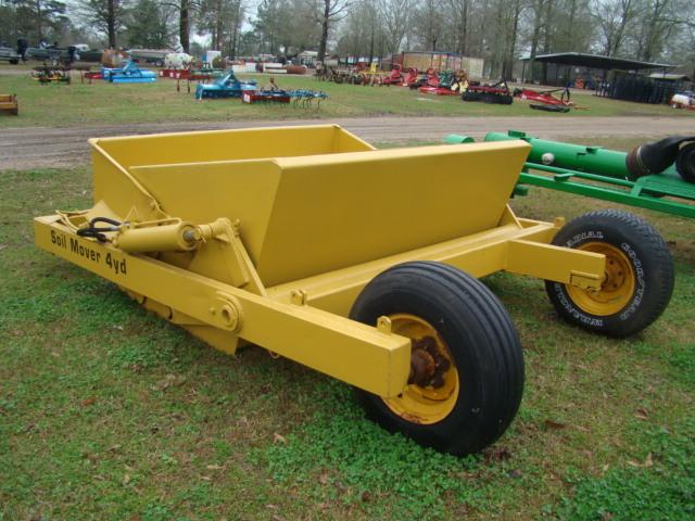 4 YARD SOIL MOVER DIRT PAN