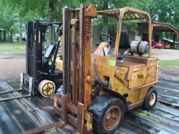 CLARK LP FORKLIFT