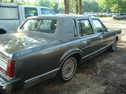 (T) 1989 LINCOLN TOWN CAR