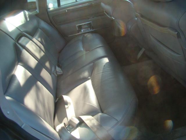 (T) 1989 LINCOLN TOWN CAR