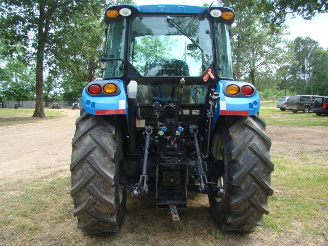 NEW HOLLAND T4 110 TRACTOR W/NH 655TL FRT END LDR