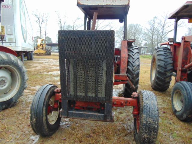 784 INTERNATIONAL TRACTOR WITH CANOPY