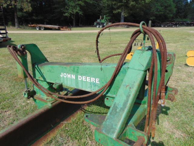 JOHN DEERE GRADER BLADE