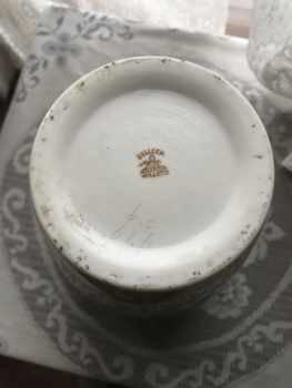 Belleek Willets porecelain vase