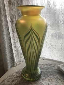 Orient & Flume gold iridescent vase