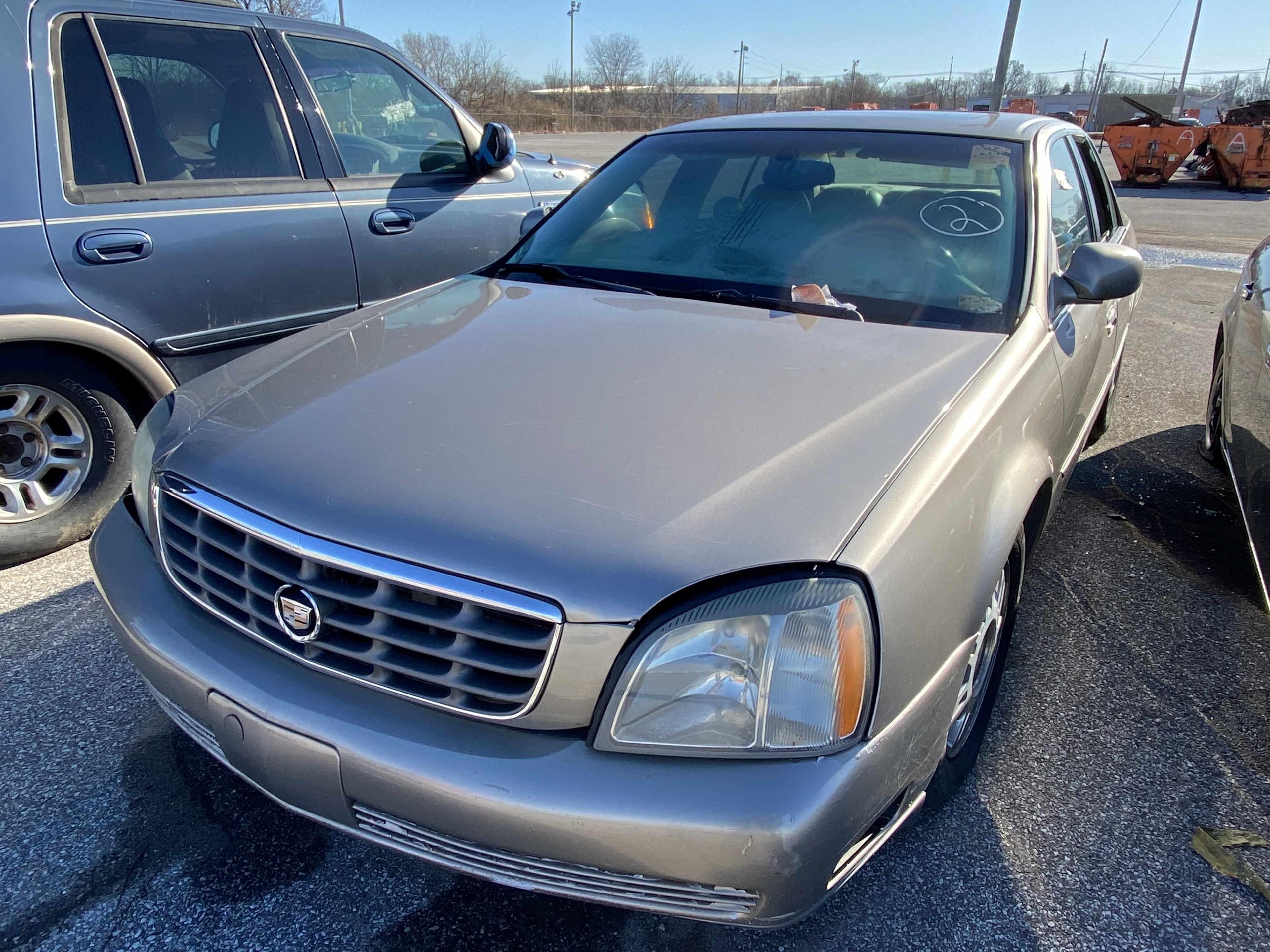 2004 Cadillac Deville with Bill of Sale Tow# 94480 Item 2