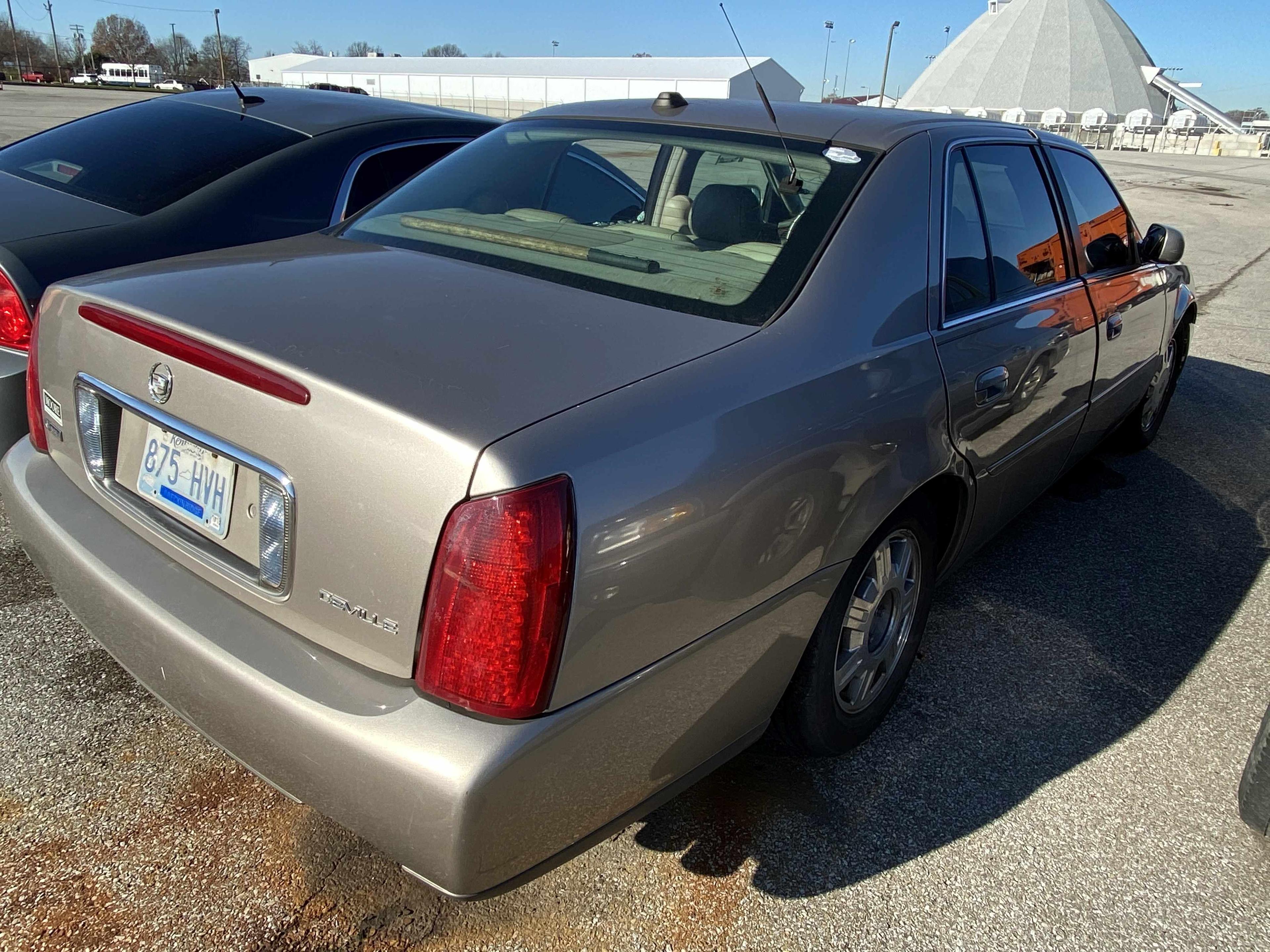 2004 Cadillac Deville with Bill of Sale Tow# 94480 Item 2