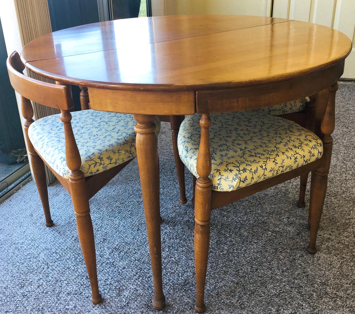 Mid Century Roundette Table & 4 Chairs