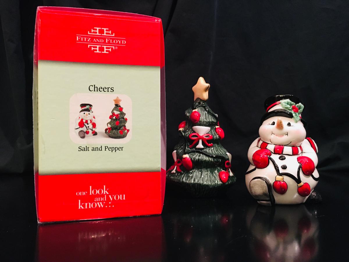 Fitz And Floyd -  Salt Pepper Set - CHEERS 2006