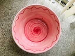 Whimisical Grace Ceramic TUB W/Three Rosed PINK