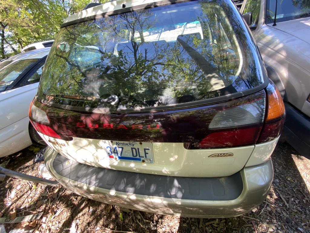 2002 Subaru Outback White Tow# 99153