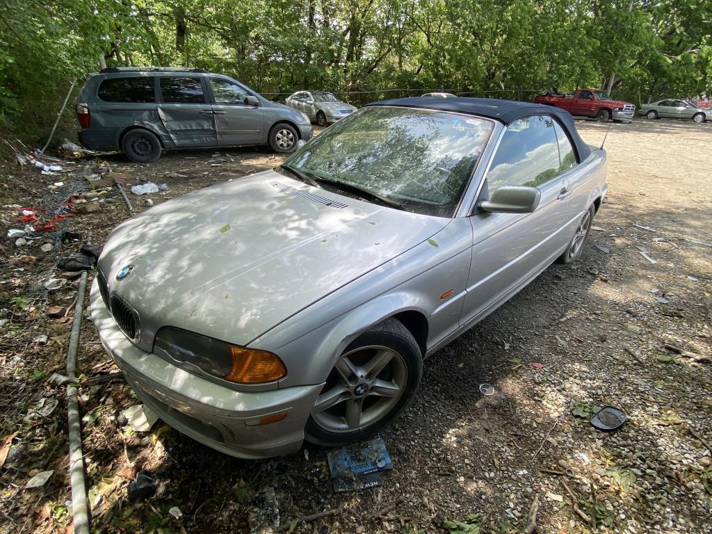 2002 BMW 325 Convertible Tow# 98081