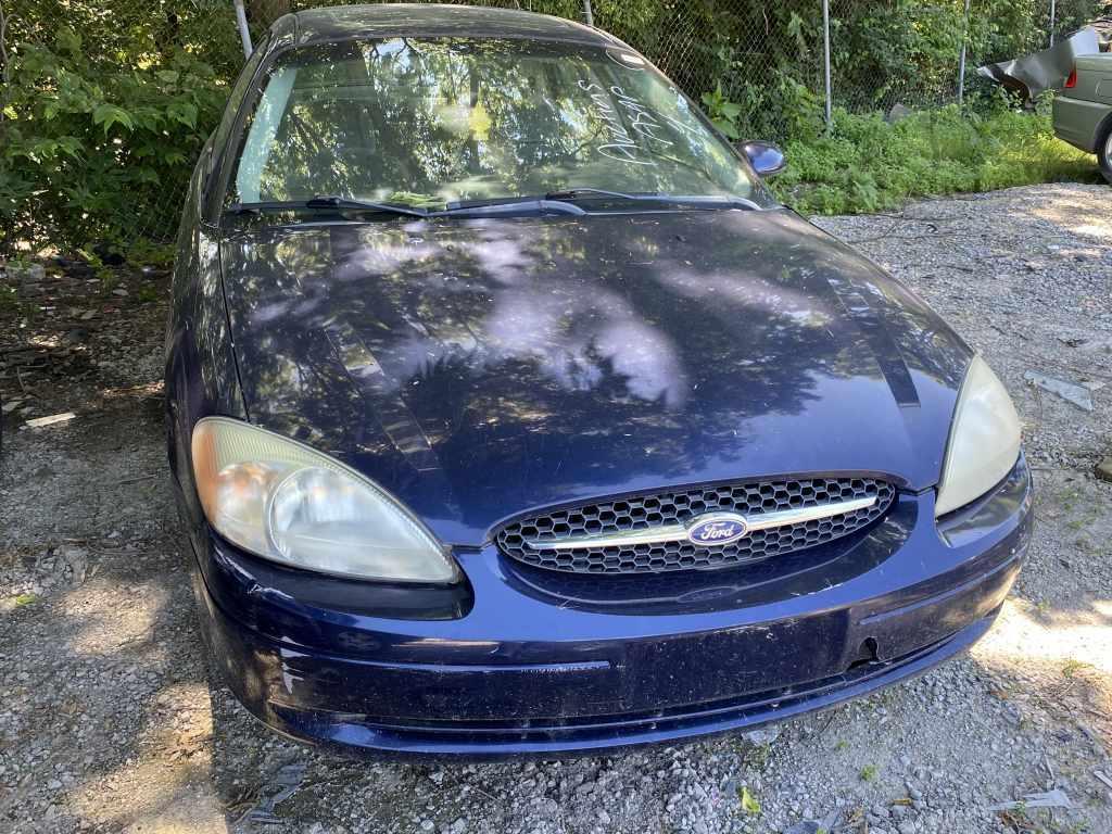 2001  FORD   TAURUS / TAURUS X   Tow# 99826