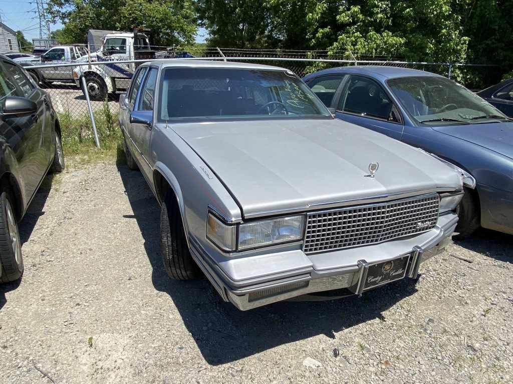 1988  CADILLAC  DEVILLE   Tow# 99808