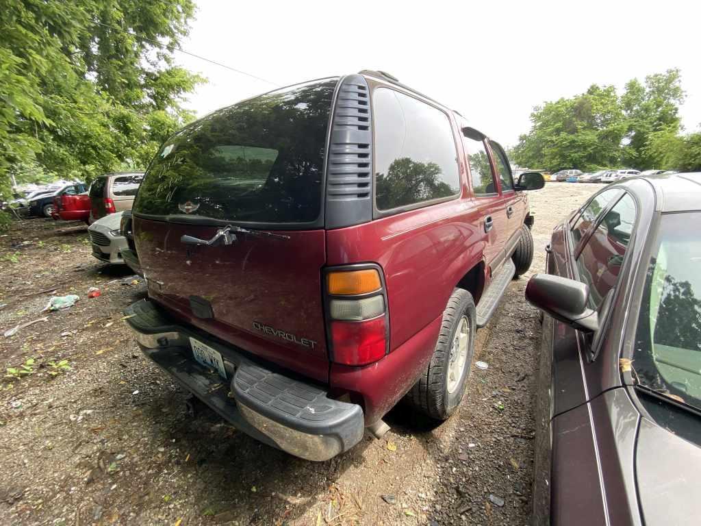 2004  CHEVROLET  TAHOE   Tow# 100524