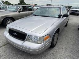 2005 FORD CROWN VIC