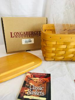 2001 Salt & Pepper Basket Set, 1998 Recipe Basket with Wooden Lid