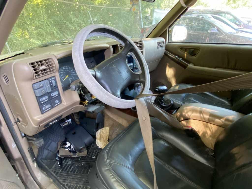 1997  OLDSMOBILE  BRAVADA   Tow# 102222