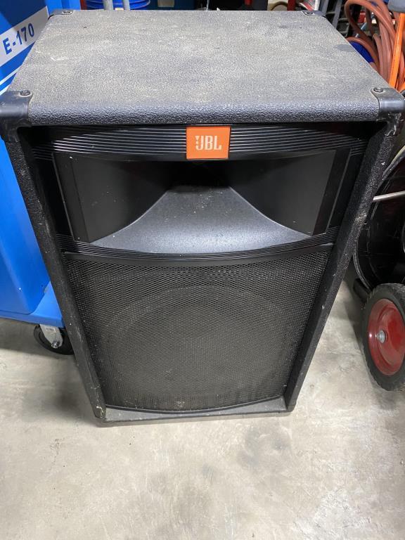 JBL Pro Audio Speaker Cabinet Model TR125