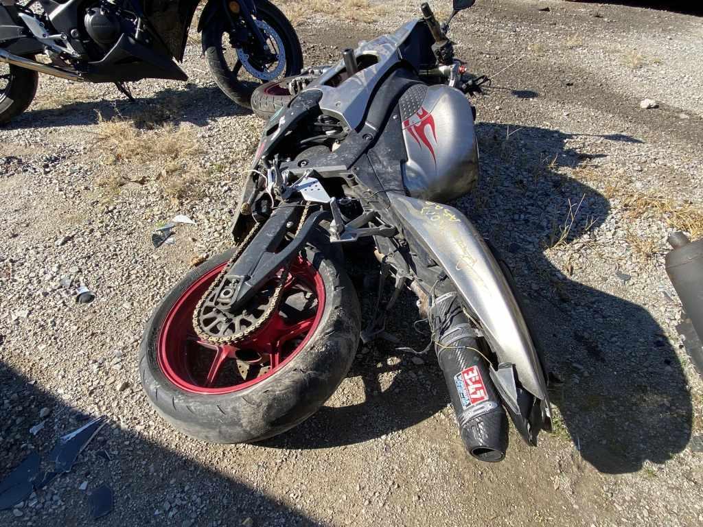 KAWASAKI NINJA 636 Motorcycle Tow#?