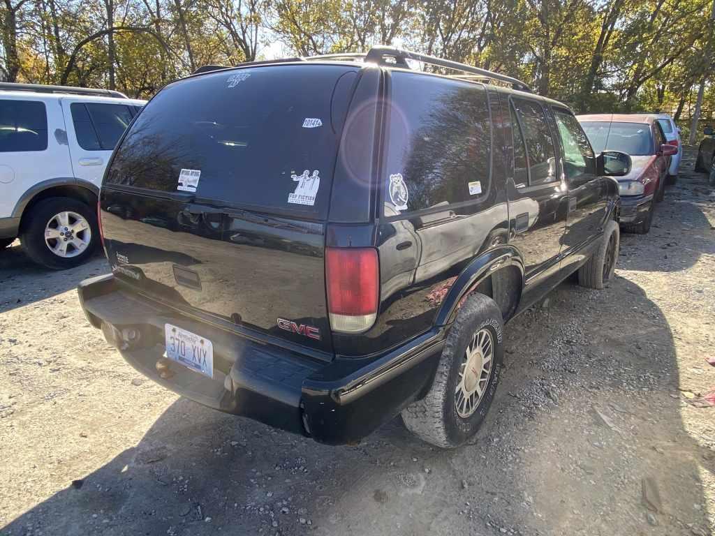 1999  GMC  JIMMY   Tow# 101414