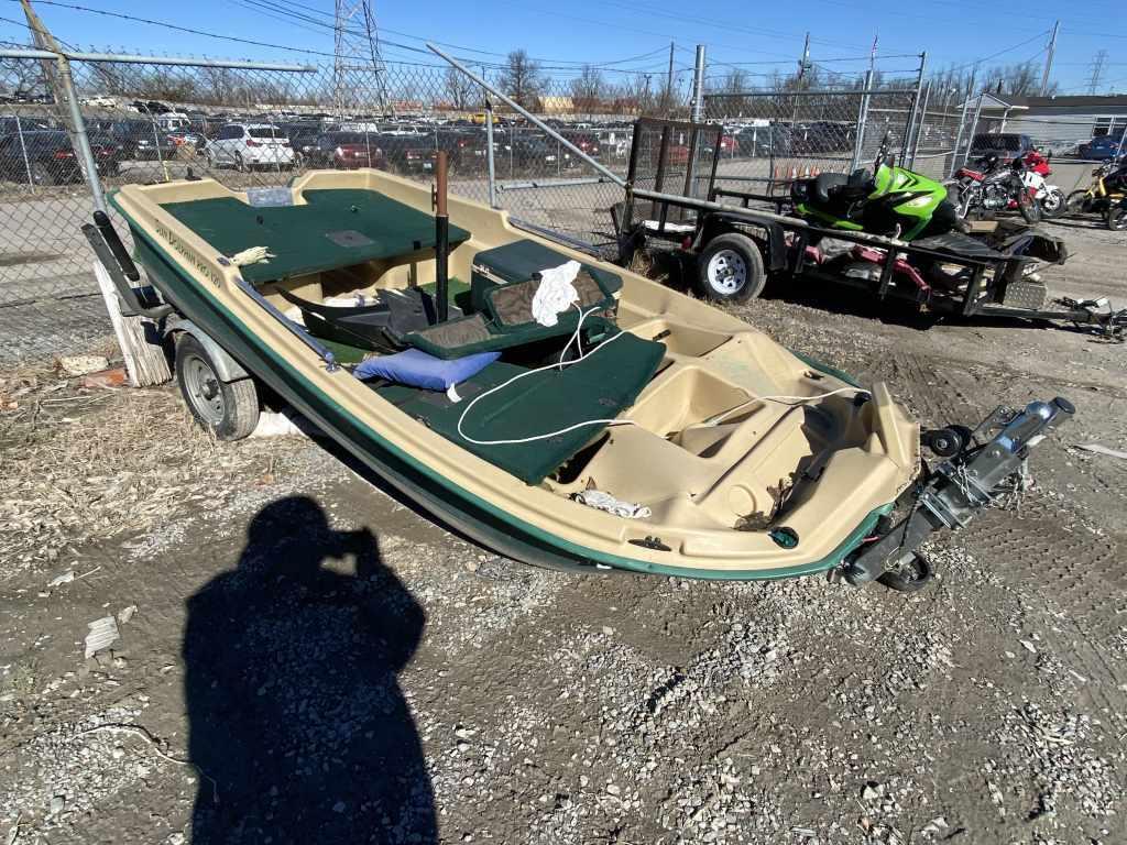 2008 SUNDOLPHINE BOAT Tow# 103670