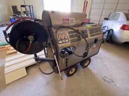 Mi-T-M Hot Cold Pressure Washer Elec Start Honda