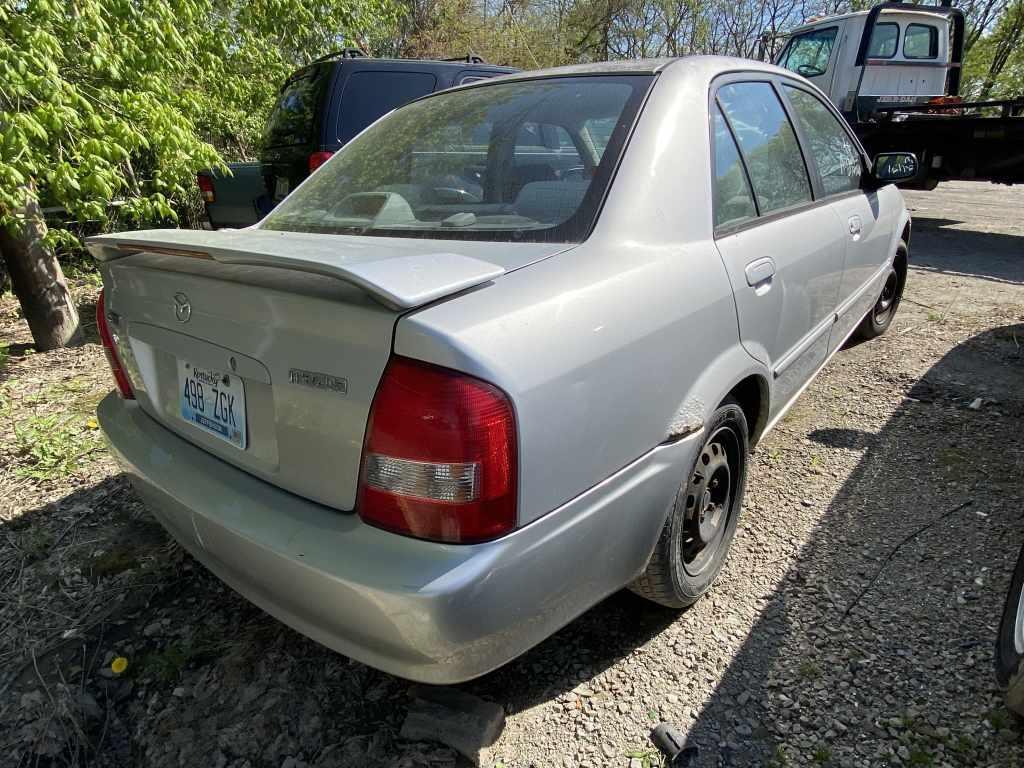 2000  MAZDA  PROTÉGÉ   Tow# 106659