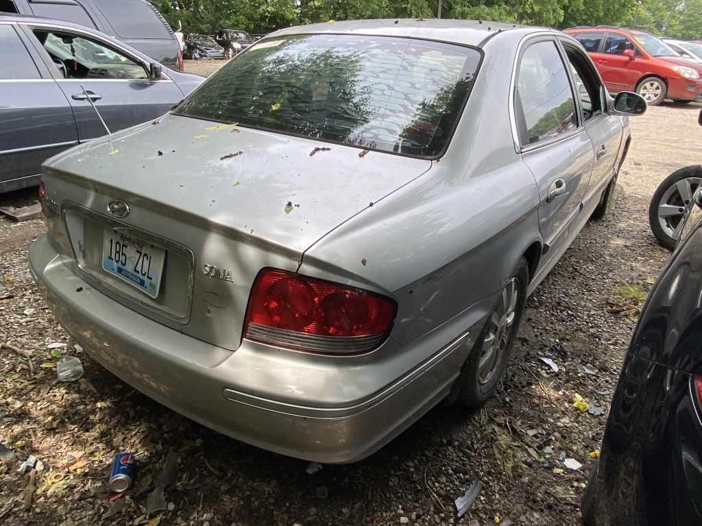 2004  HYUNDAI  SONATA   Tow# 107209