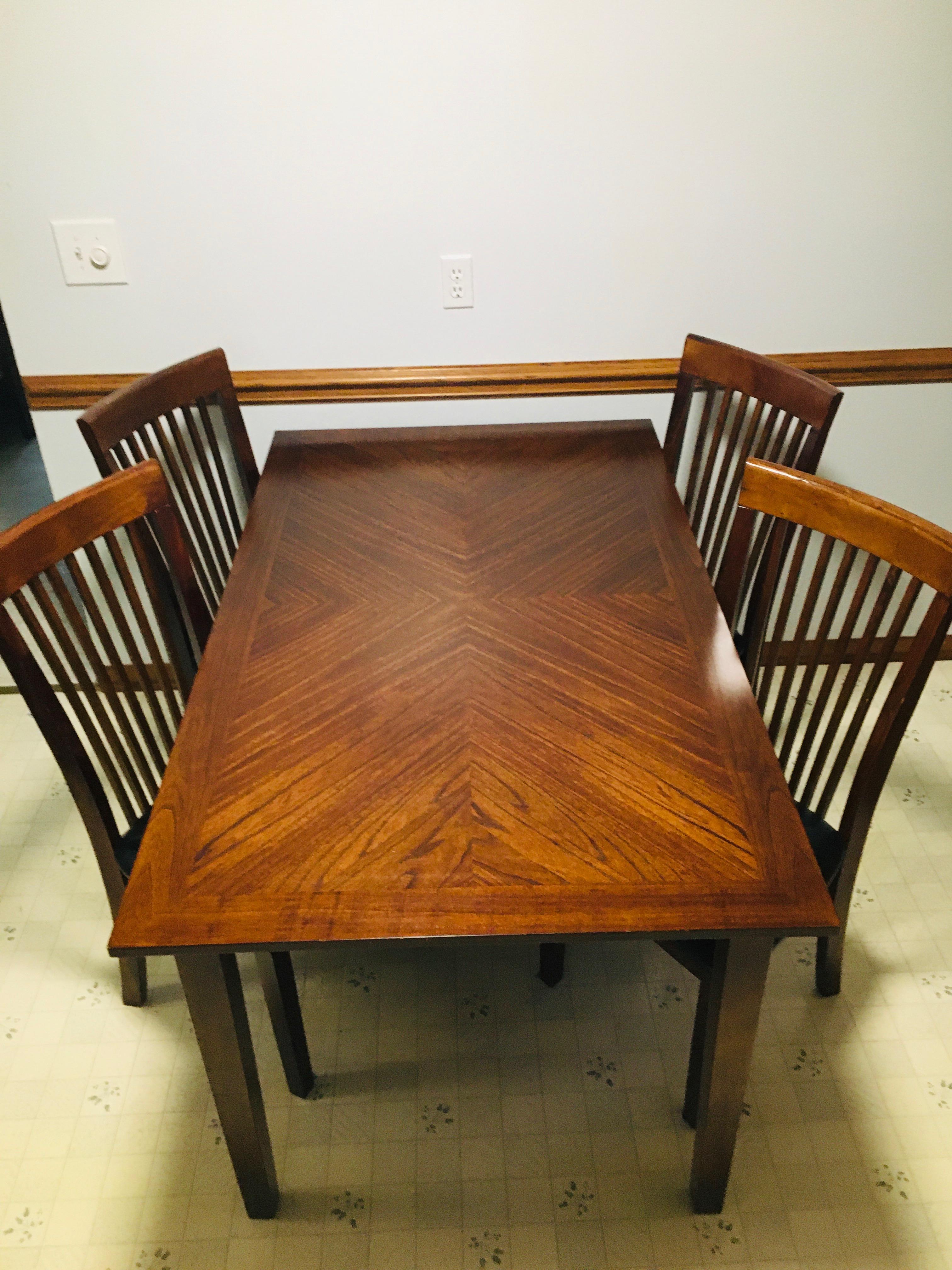 Dinning Table w/ 4 Chairs & Long Bench