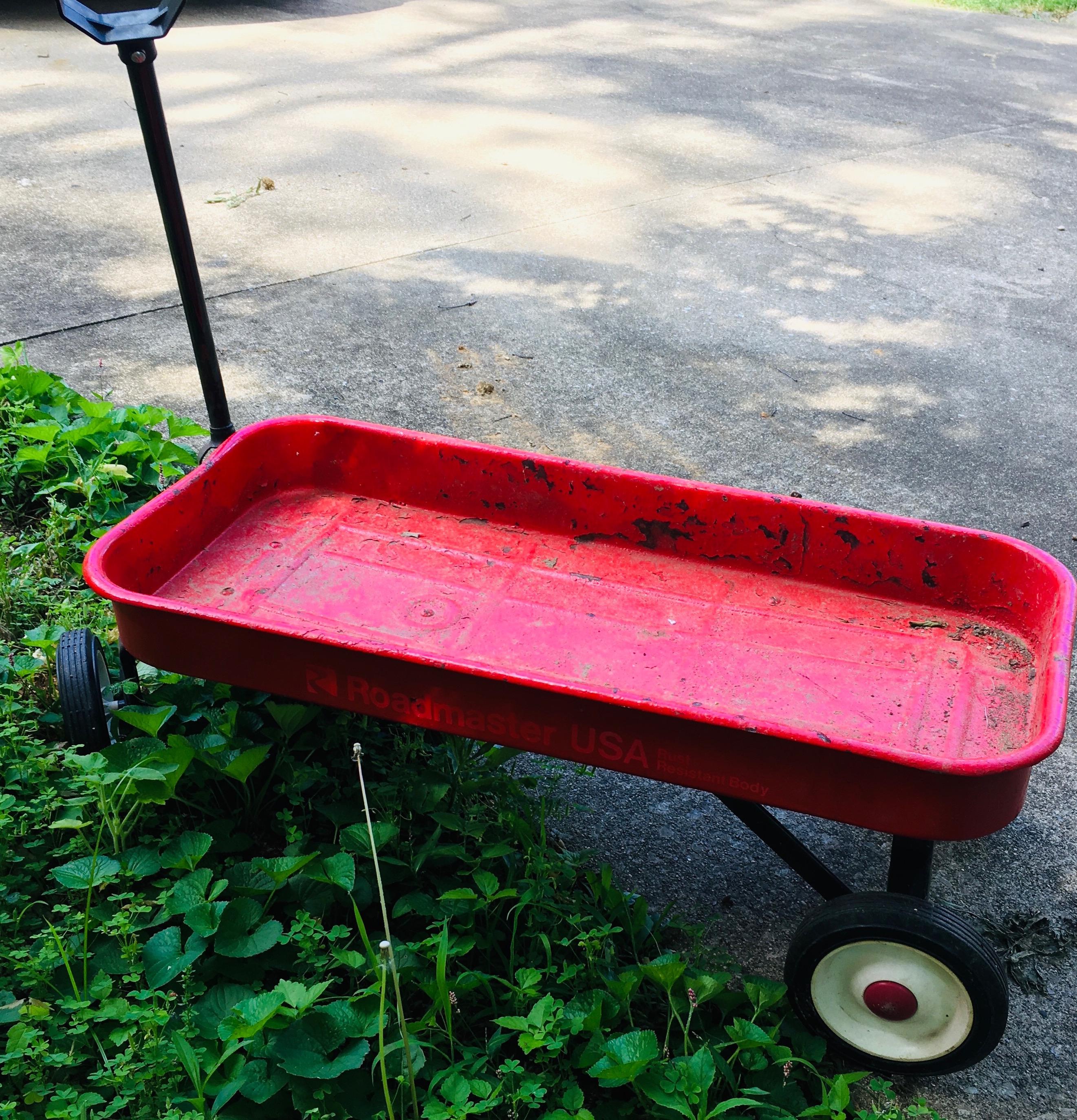 Vintage Red Wagon Roadmaster USA (g)