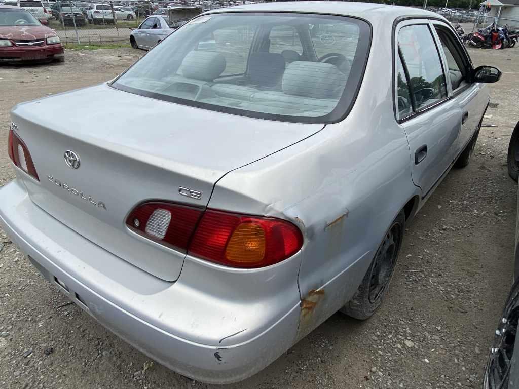 2000 Toyota Corolla   Tow# 107543