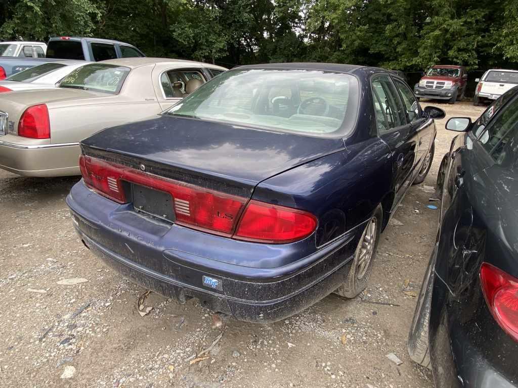 2001  Buick  Regal   Tow# 106362