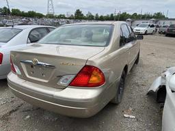 2001  Toyota  Avalon XLS   Tow# 108383