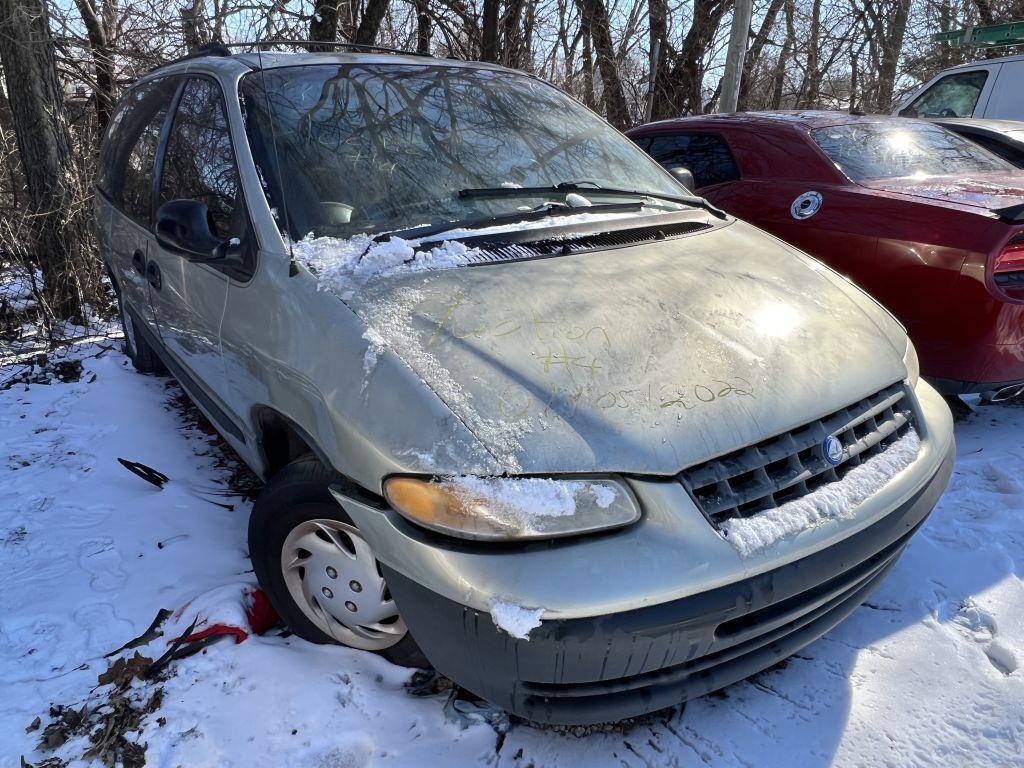 1999 Plymouth Voyager Tow# 79242