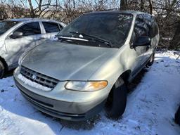 1999 Plymouth Voyager Tow# 79242