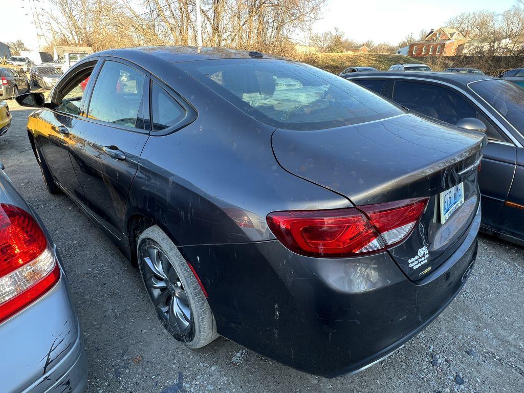 2015 Chrysler 200 Tow# 109591