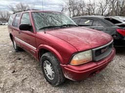 2000 GMC Jimmy Tow# 113829