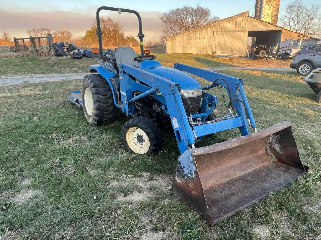 New Holland Tractor TC33D Loader & Rotary Cutter