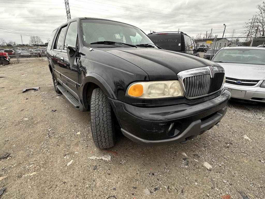 1998 Lincoln Navigator Tow# 5401